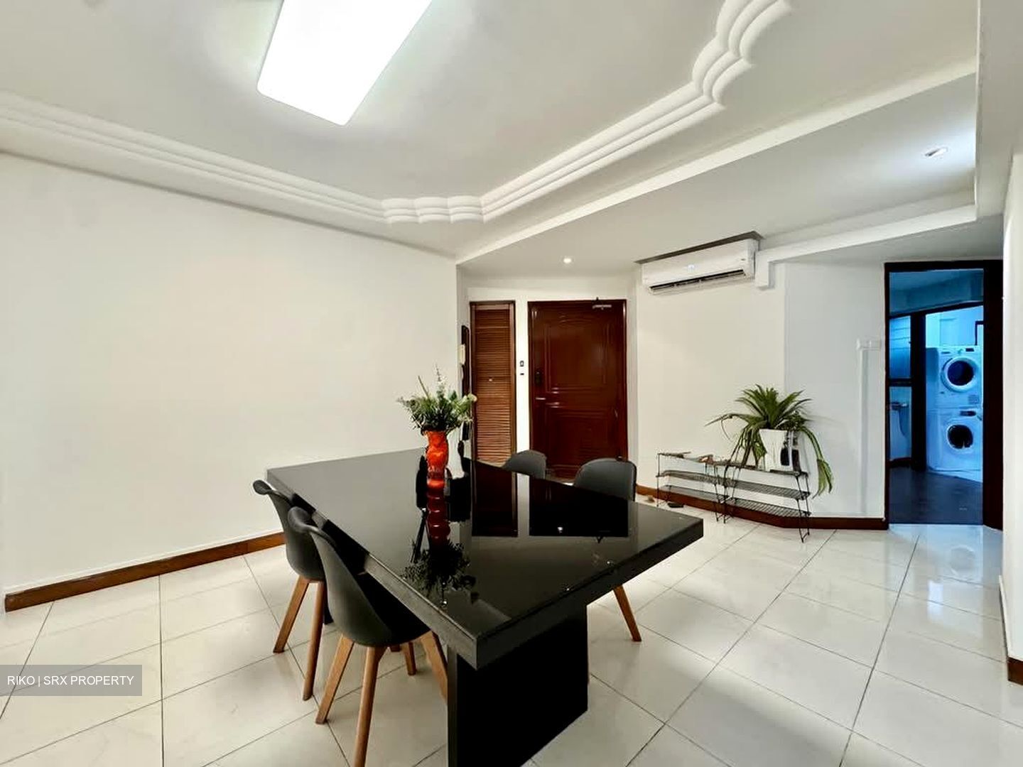 Melville Park (D18), Condominium #575937521